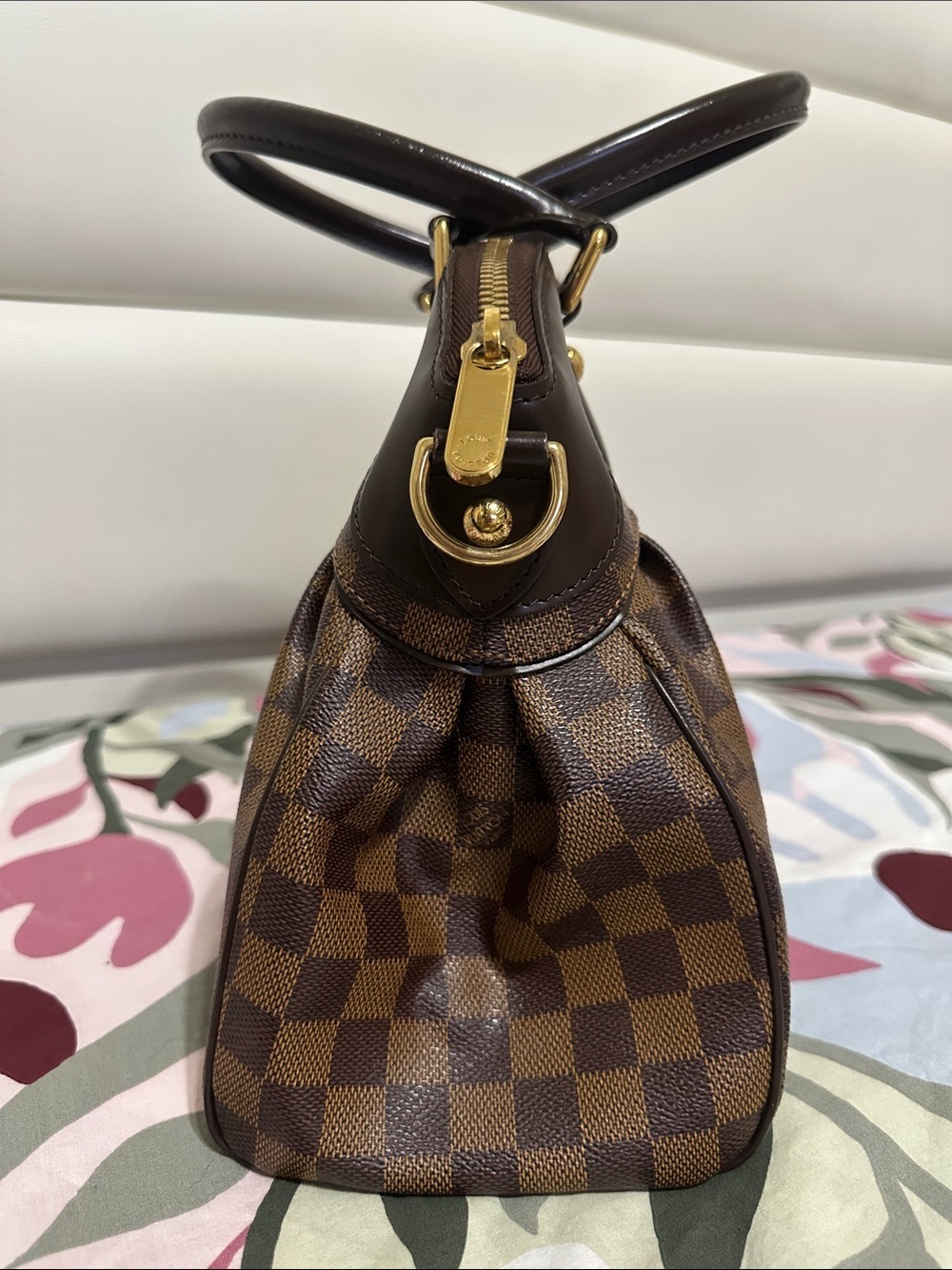 Louis Vuitton Damier Ebene Trevi - Picture 3 of 15